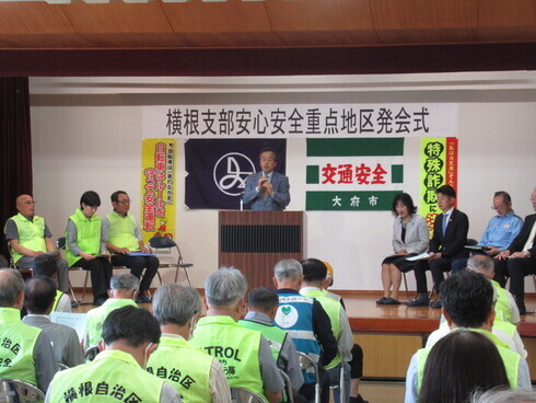 市長が挨拶しています。