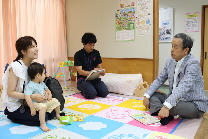 アイデアを語る様子様子